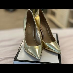 Aldo 5 in heel pumps true size 7.5